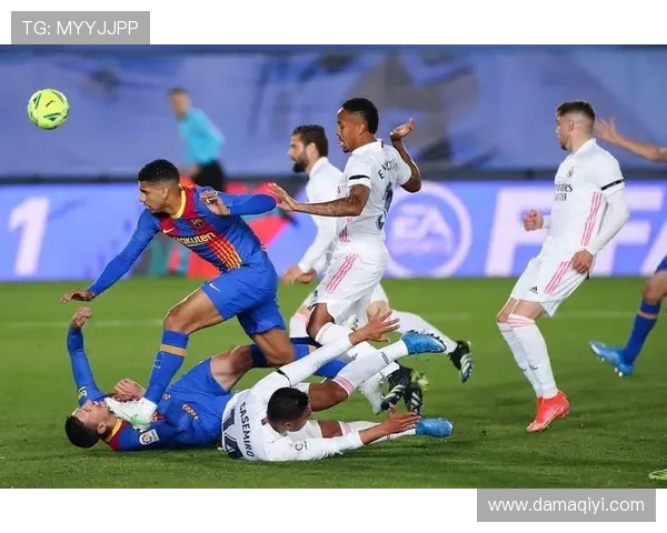 2015年皇马与巴塞罗那经典对决直播回顾与精彩瞬间分析 2015年皇马与巴塞罗那经典对决直播回顾与精彩瞬间分析