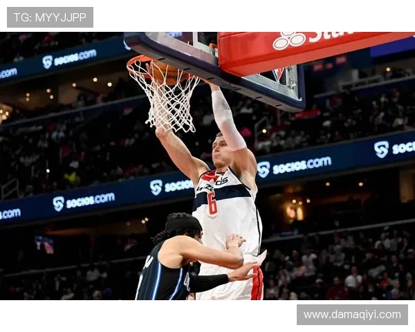 克里斯塔普斯波尔津吉斯在NBA的崛起与挑战之路分析 克里斯塔普斯波尔津吉斯在NBA的崛起与挑战之路分析