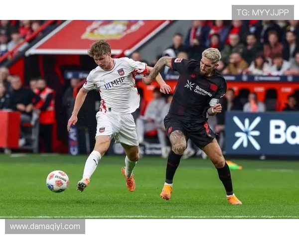 夜间与里希特的较量探讨两者在战术与心理上的深刻对比与启示