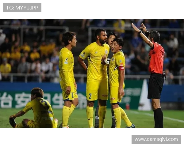 山口雷诺与山形山神激战正酣谁能在这场对决中笑到最后