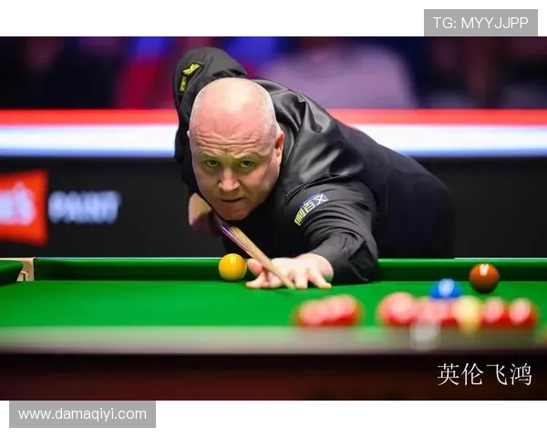 希金斯与科洛科洛的精彩对决揭示足球战术与团队协作的完美结合