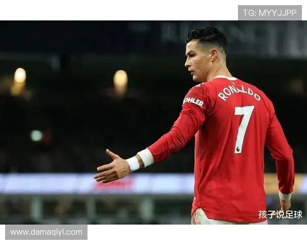 罗马与皇马的传奇对决C罗的巅峰时刻再现足球历史的辉煌瞬间 罗马与皇马的传奇对决C罗的巅峰时刻再现足球历史的辉煌瞬间