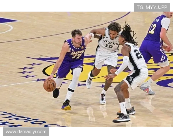 马刺对湖人精彩对决在线直播全程回放与赛后分析尽在这里