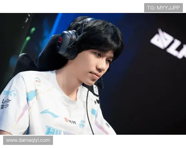 和平精英评论:BLG在比赛中的优势与劣势分析及其影响