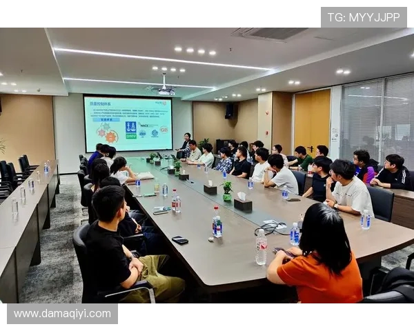 武汉足球队防反战术革新探索与实践的深度分析与展望