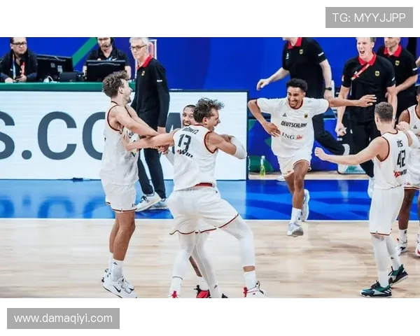 赛后分析:上海篮球队与南京篮球队在比赛中的速度对比与战术探讨 赛后分析:上海篮球队与南京篮球队在比赛中的速度对比与战术探讨