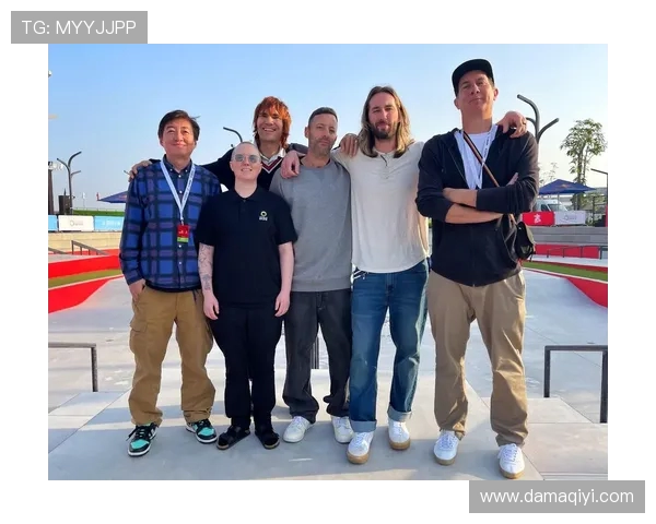 黄娜专访:揭秘滑板界的成功秘诀与未来发展之路 黄娜专访:揭秘滑板界的成功秘诀与未来发展之路