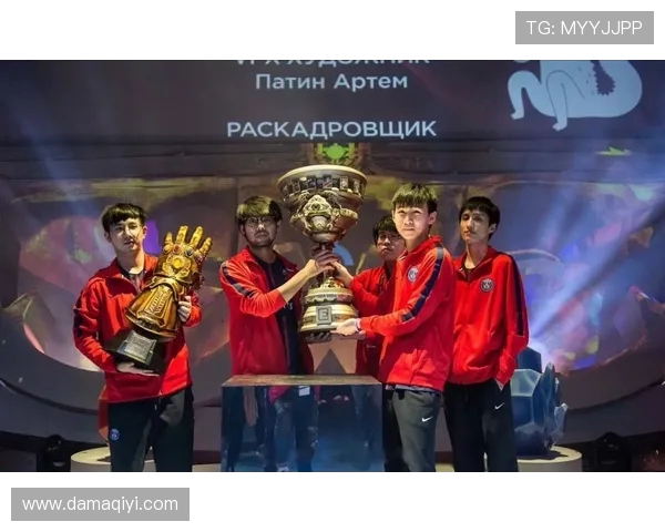 DOTA2热点分析：深入探讨FPX战队在比赛中的控制策略与表现
