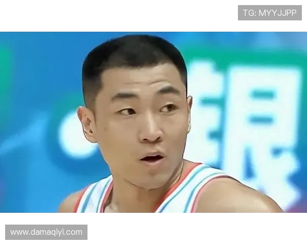 成都篮球队团队协作能力提升显著成功跻身全国前列